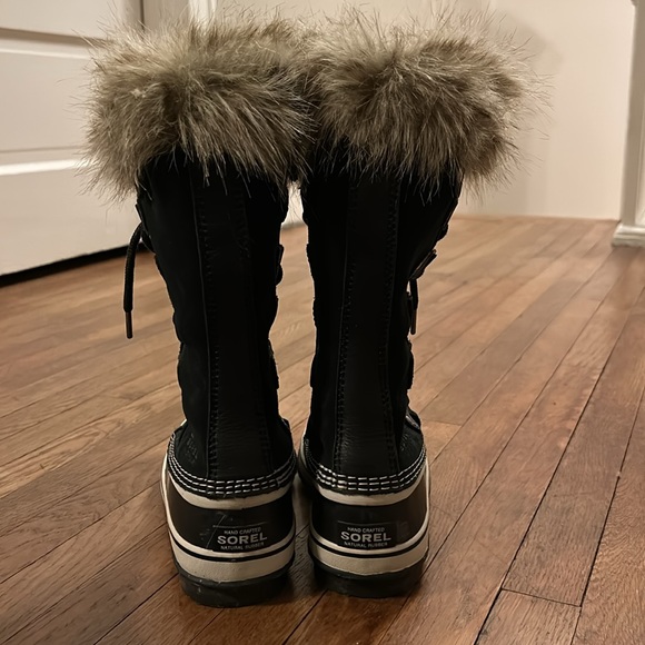 SOREL Joan of Arctic Boots - Picture 4 of 4